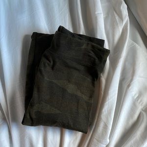 camo leggings